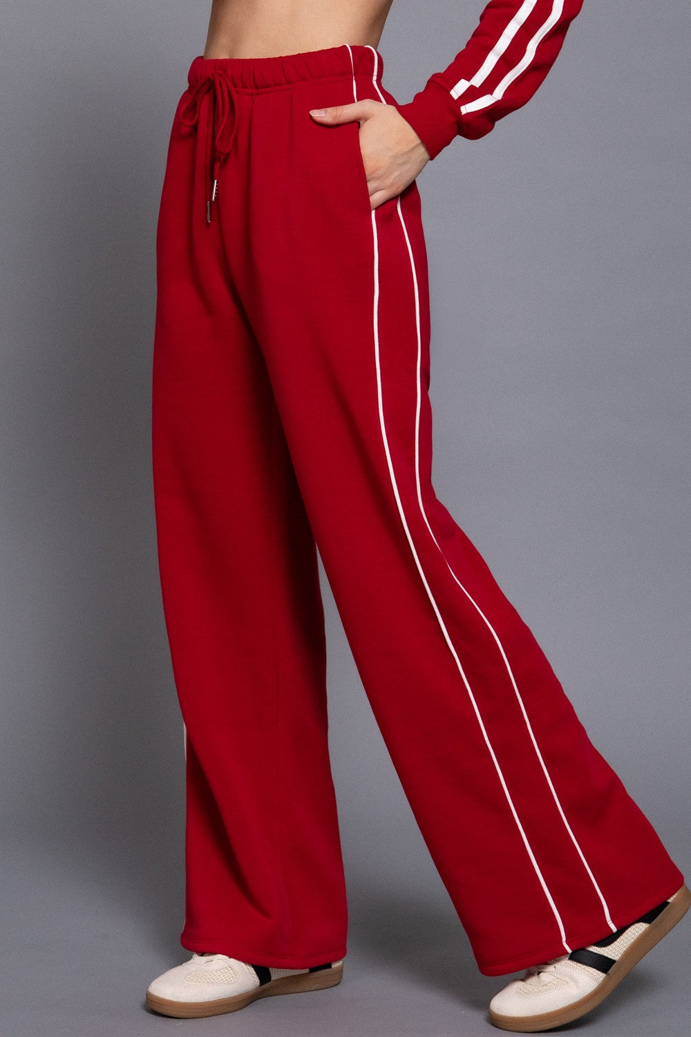 Red Line Detail Sweatpant
