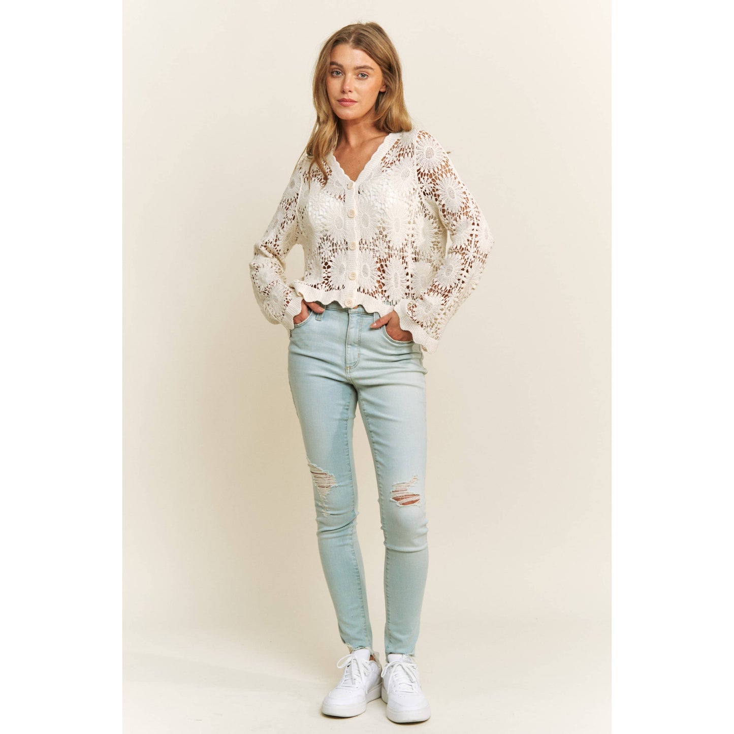 FLORAL CROCHET TOP