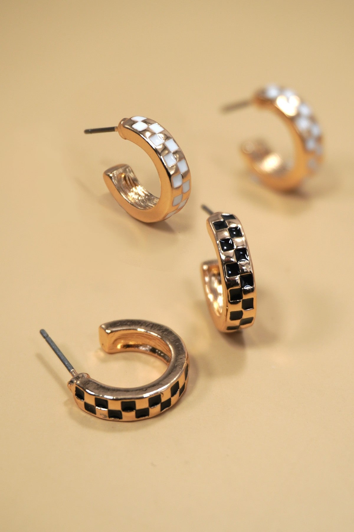 Checkered Mini Hoops
