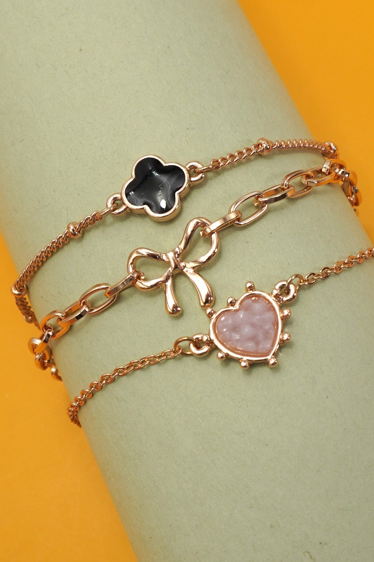 Josslyn Clover Bow and Heart Bracelet