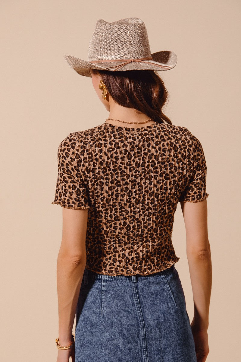 Ribbed Leopard Cropped Tee