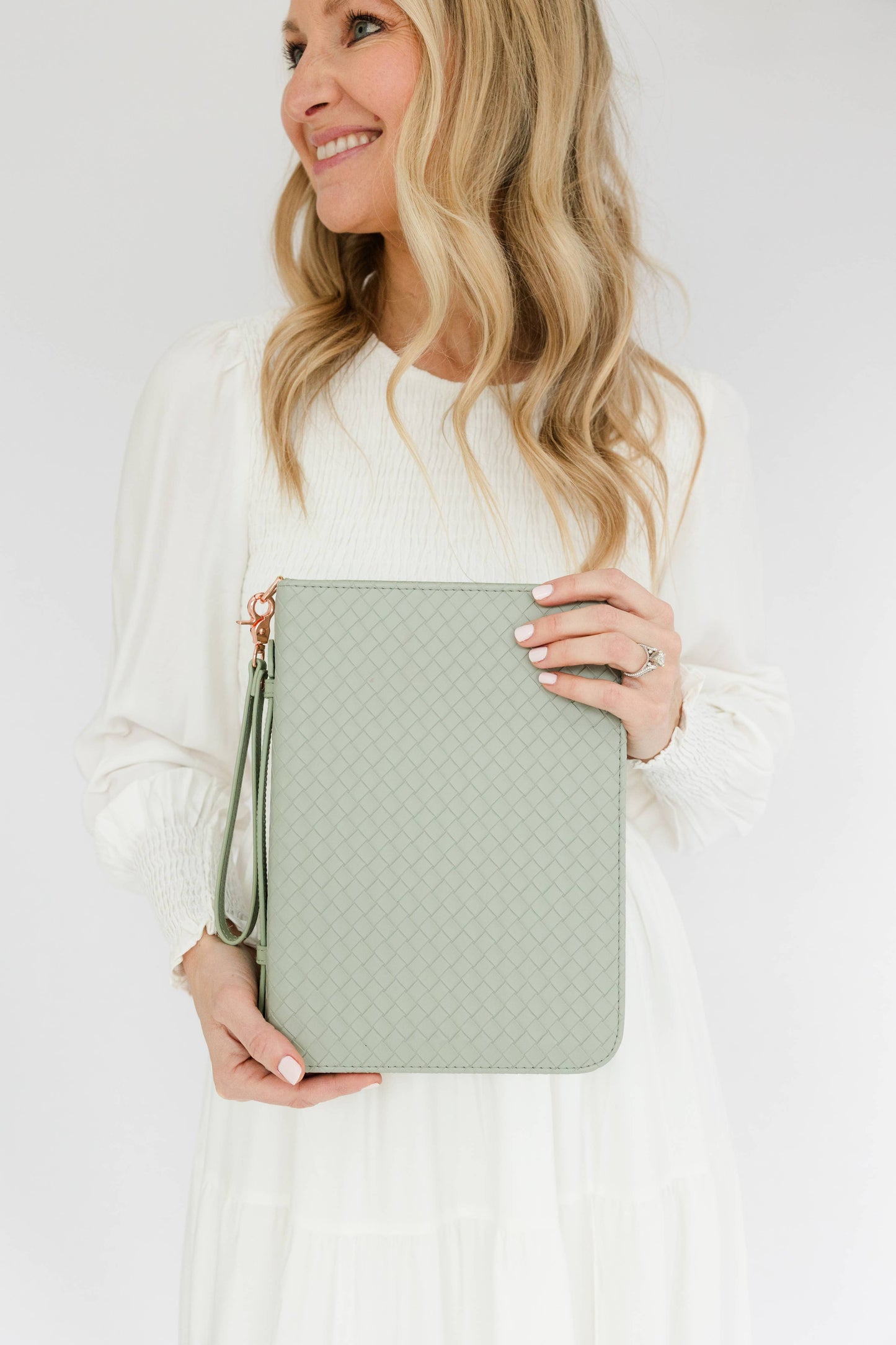 Crossbody Weave Bible Case: SAGE
