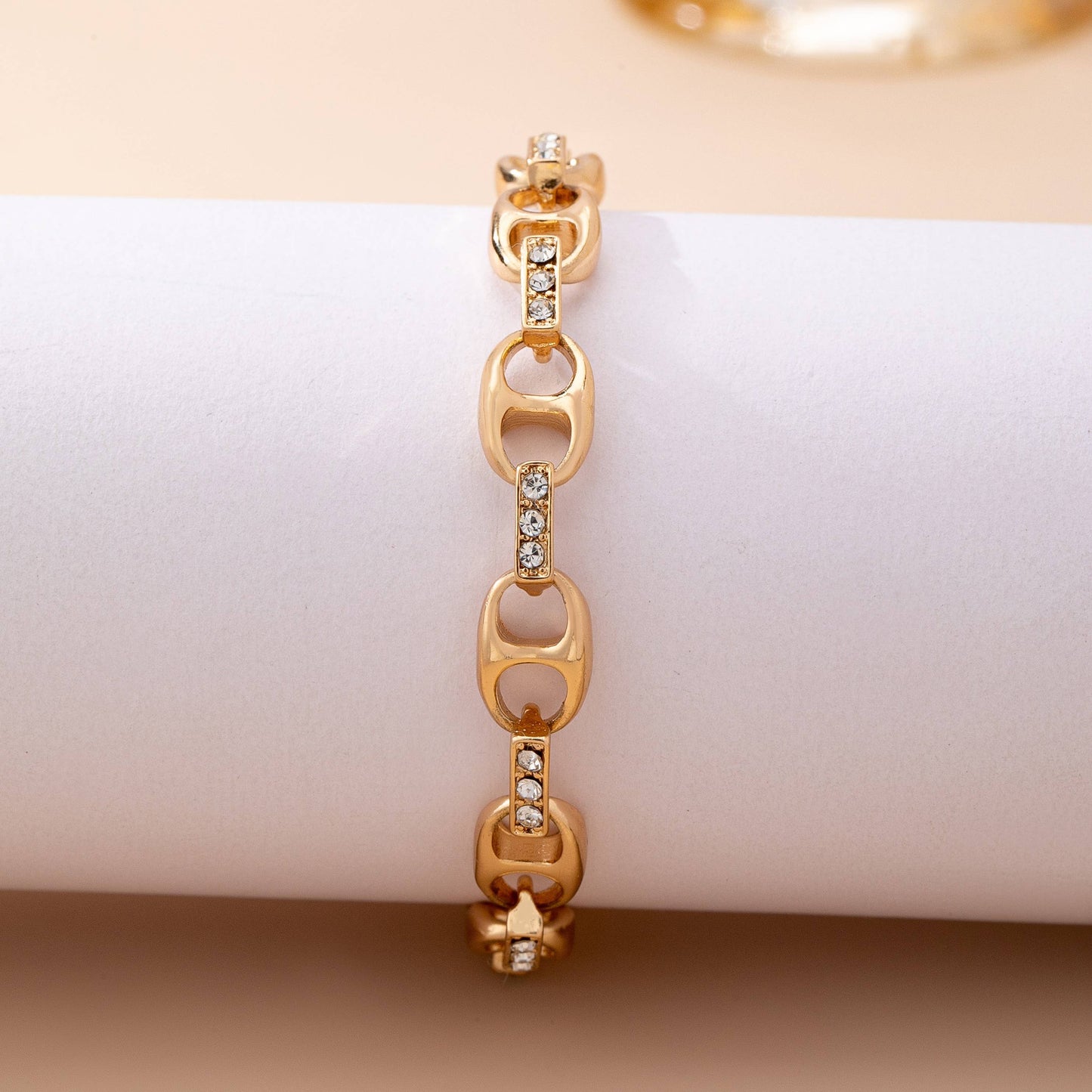 Sparkling Gold Link Chain Bracelet | 80B1657: GOLD