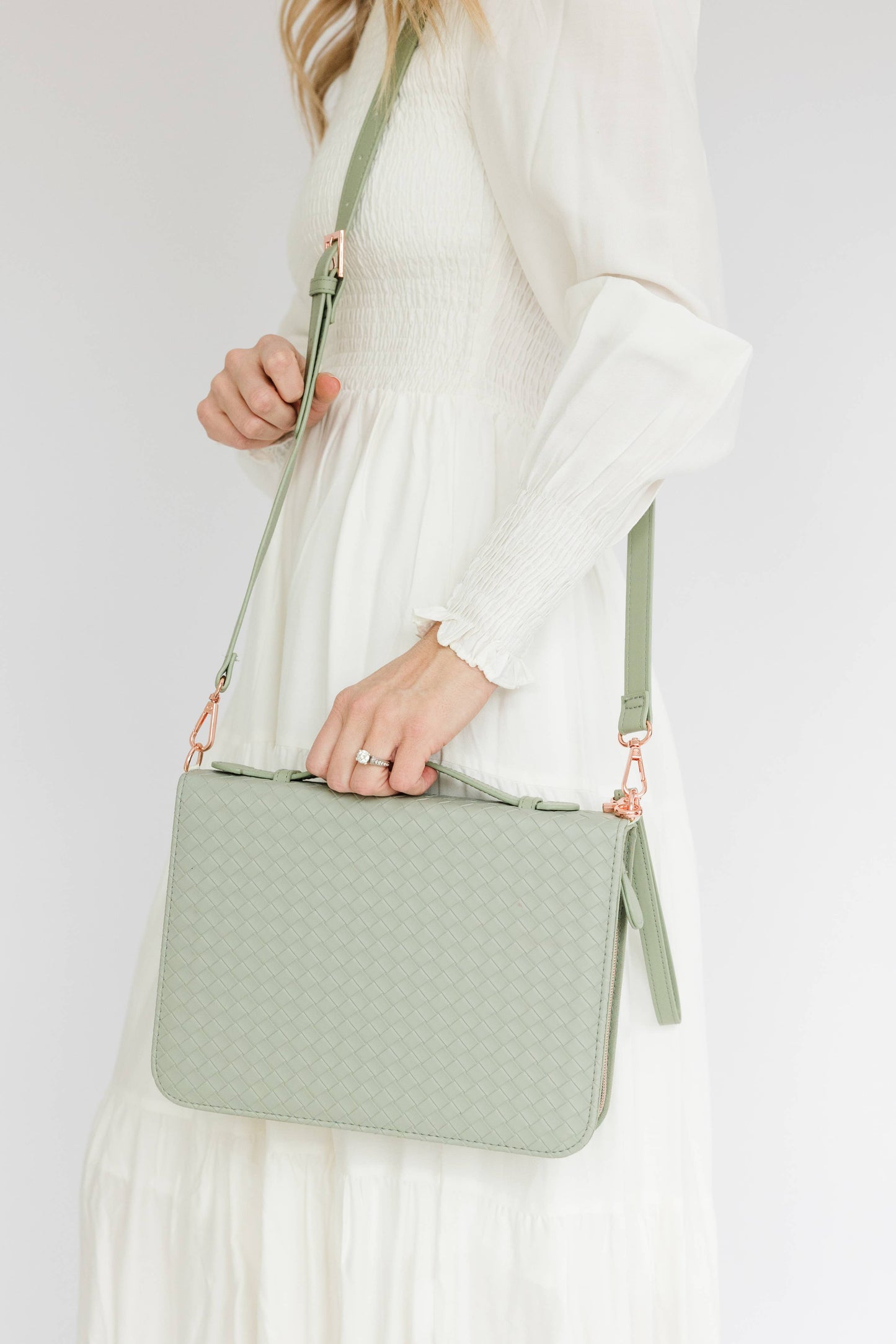 Crossbody Weave Bible Case: SAGE
