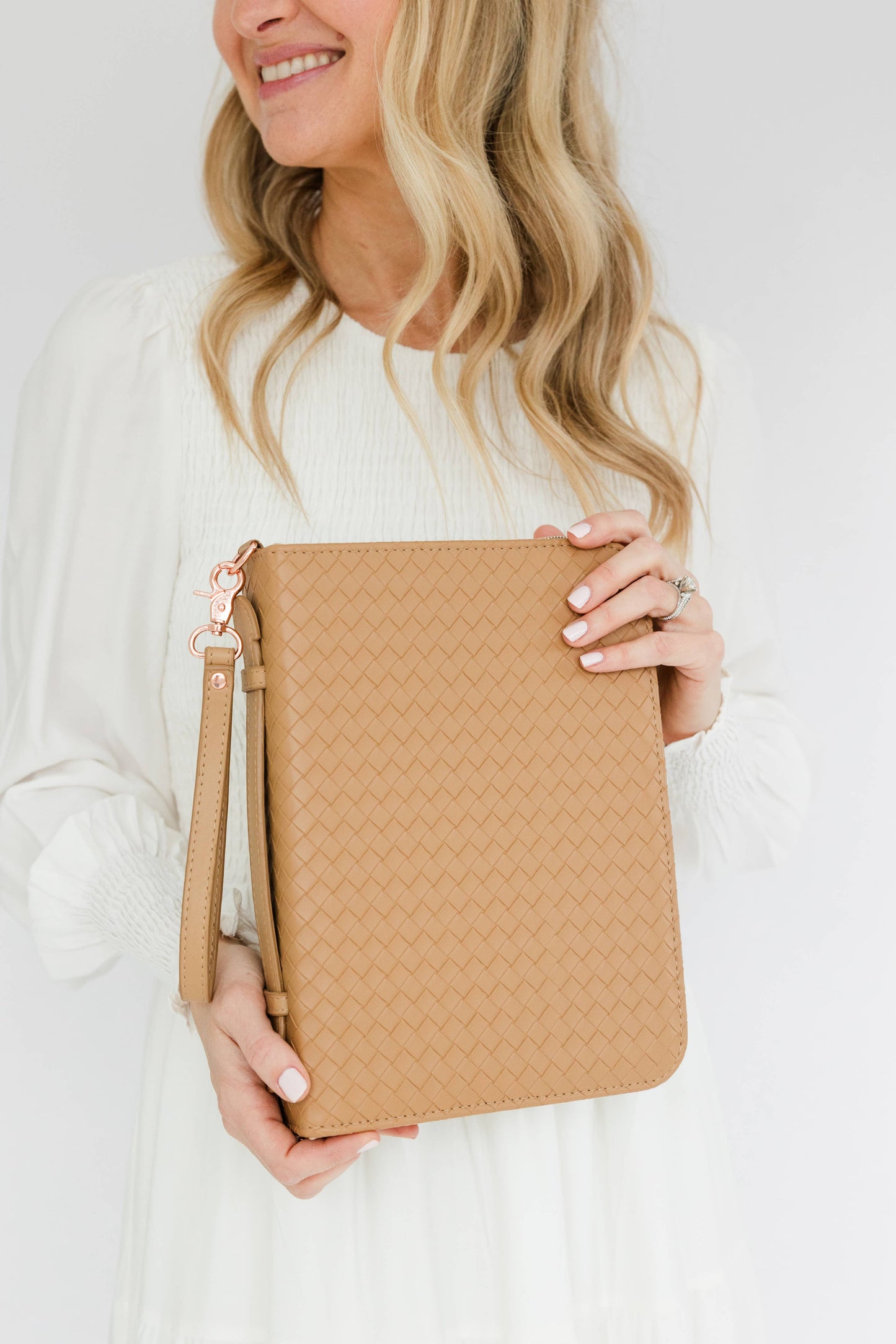 Crossbody  Weave Bible Case: CARAMEL