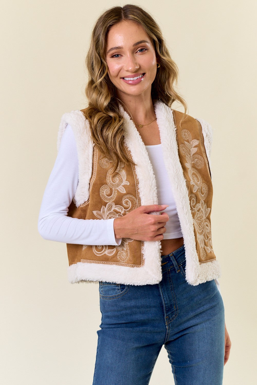 Camel Embroidery Vest with Sherpa Lining