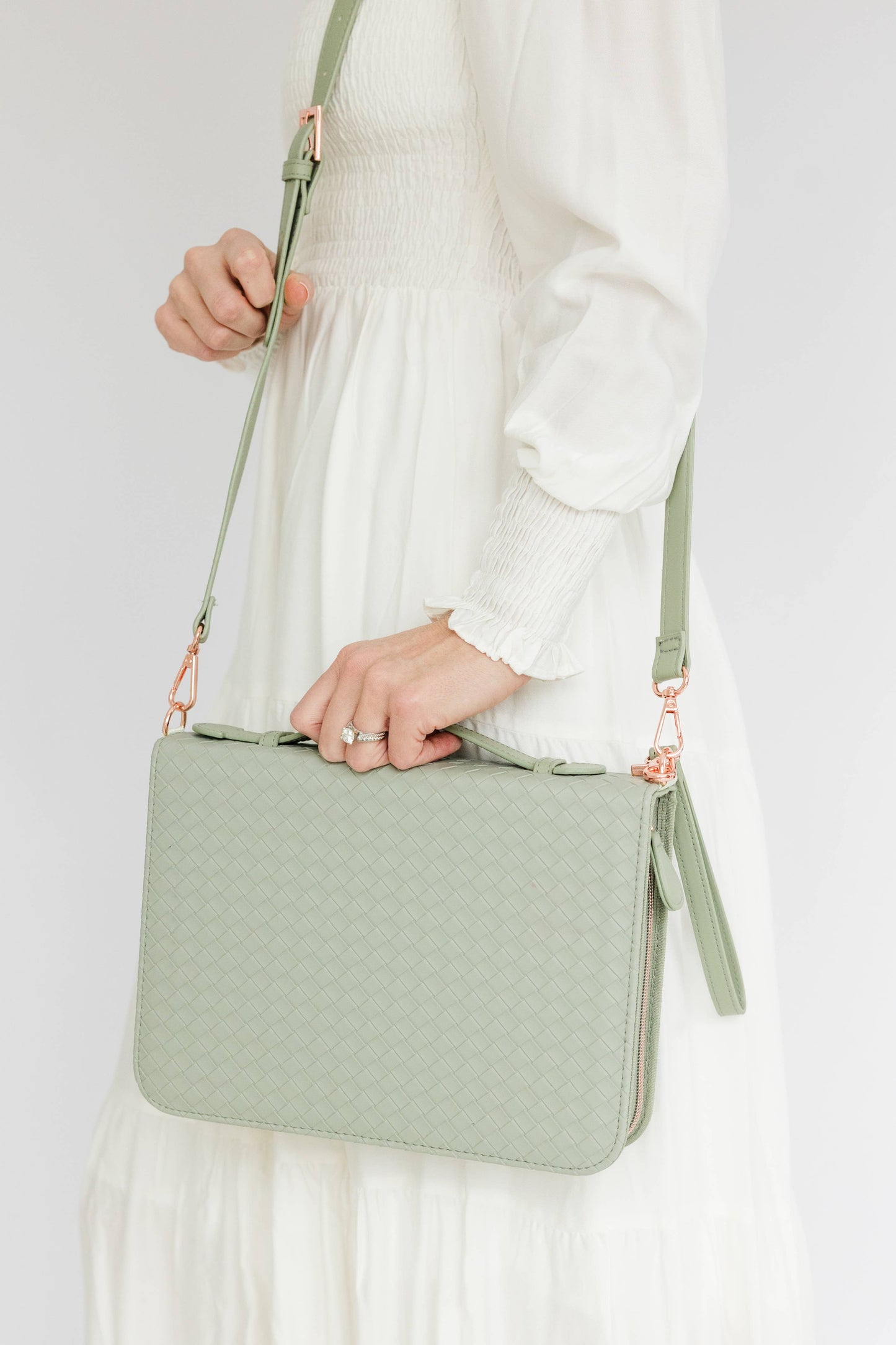 Crossbody Weave Bible Case: SAGE